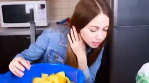 1000 ЧИПСОВ ЗА 10 МИНУТ! CHALLENGE _ ВЫЗОВ ПРИНЯТ _ КРУТО КАК 100 ЖВАЧЕК