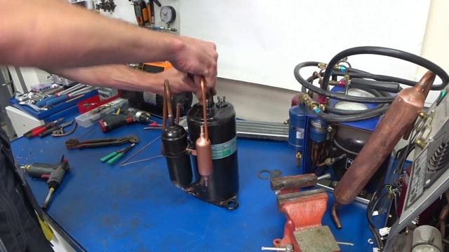 Станция перекачки хладагента. Делаем маслянный сепаратор смотреть онлайн