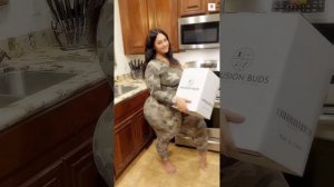 Camisha Davis 🇺🇸...| American  Curvy Plus Size Model | Fashion Model | Influencer | Biography