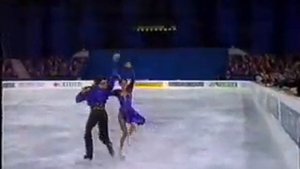 Ekaterina Davydova & Roman Kostomarov