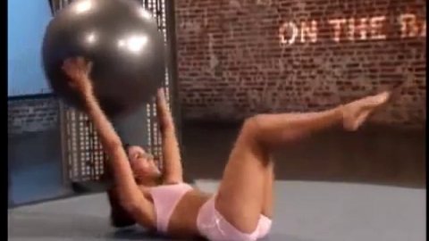 Фитбол оптимальные упражнения.