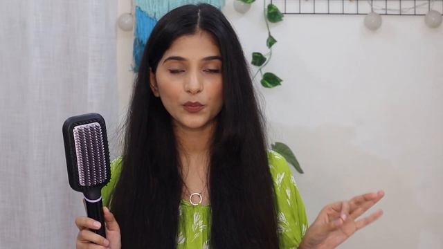 Hair Straightening in 5 MINS ? Philips Hair straightening Brush HONEST Review | Ritika Thapar | смотреть онлайн