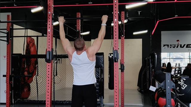 Я подтянулся 3000 РАЗ | ЧТО СТАЛО | ФИНАЛ ЧЕЛЛЕНДЖА | ЧТО БУДЕТ ЕСЛИ ПОДТЯГИВАТЬСЯ КАЖДЫЙ ДЕНЬ смотреть онлайн