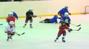 Первые успехи маленьких хоккеистов