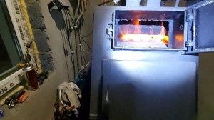 Розжиг и чистка теплообменника котла длительного горения Механик с горизонтальным теплообменником.