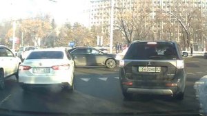 Toyota Camry гос.номер 707 JJO 02