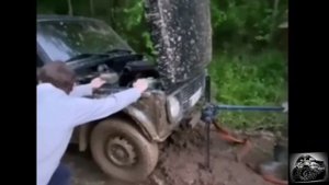 Хороший домкрат для внедорожников (Лада нива, Шевроле нива) иномарки Прикол