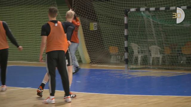 60 Sekunden mit Andreas Wolff vor THW vs GWD Minden смотреть онлайн