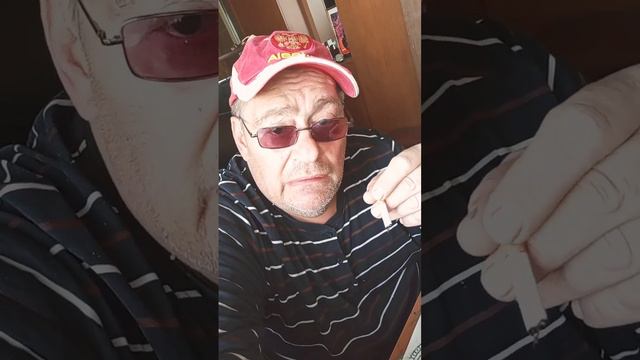 Не бреюсь🥸