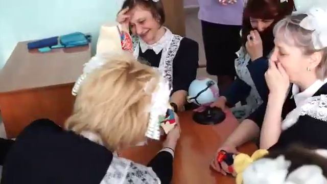Школа 6. Ужур. Сюрприз от родителей на последний звонок