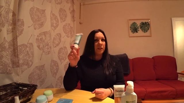 БЮДЖЕТНЫЙ УХОД ЗА ЖИРНОЙ И ПРОБЛЕМНОЙ КОЖЕЙ ЛИЦА. ГЕЛИ ДЛЯ УМЫВАНИЯ .ТОНИКИ .СПОНЖИ .КРЕМЫ .МАСКИ .