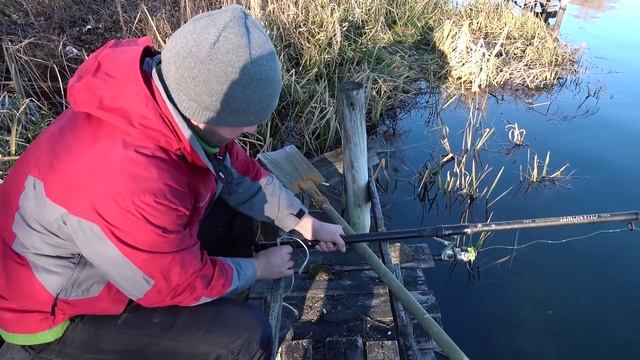 Когда ловишь зимой! РЫБАЛКА на ВОДОСБРОСЕ 2018 смотреть онлайн