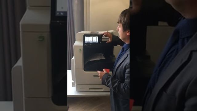 Xerox VersaLink 7025 - демонстрация возможностей смотреть онлайн
