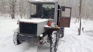 Самодельный грузовик едет без водителя.