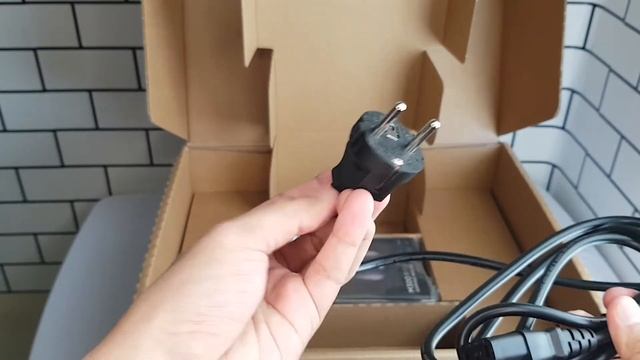 Unboxing Legion 5 - A5ID, Ryzen 5 4600H, RTX 2060, 144 Hz, 100% sRGB (Backlight RGB!) смотреть онлайн