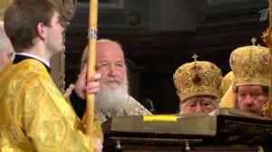 В храме Христа Спасителя Великую вечерню служит патриарх Московский и всея Руси Кирилл
