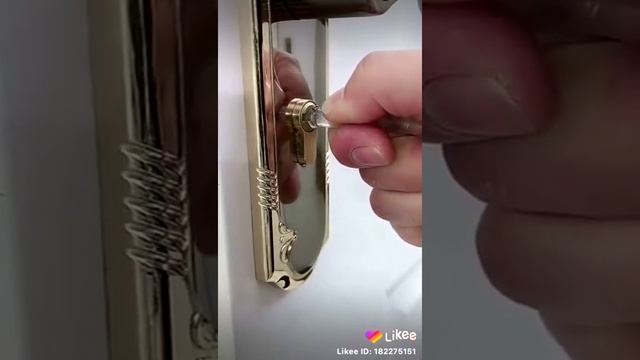 как вытащить  застрявший ключ из замка и не повредить его