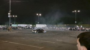 Дрифт на парковке, Москва лето 2024