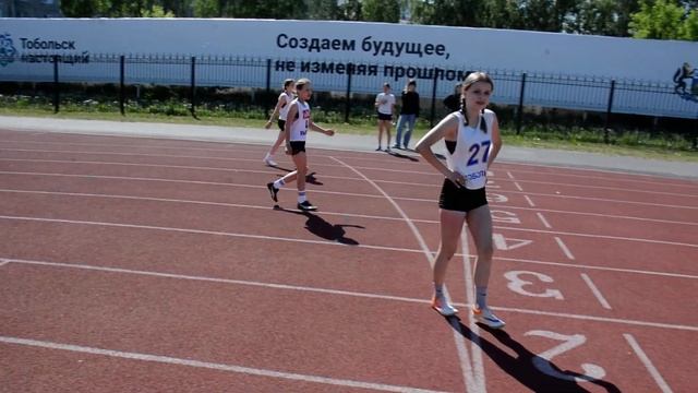 100 метров с барьерами. Чемпионат и первенство Тобольска по лёгкой атлетике 06.06.2023. смотреть онлайн