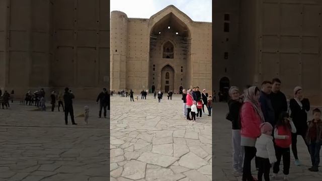 Город Туркестан невероятный мавзолей Ходжи Ахмеда Ясави