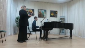 А. Пьяццолла. "Либертанго". Исполняют Мария Прокопьева (скрипка) и Александр Дудин (ф-но).