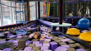 Подруге Ане 8 лет! Поздравляем!!!