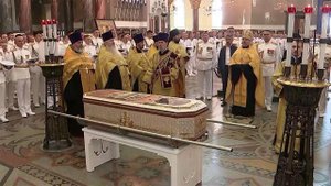 В Петербург ко Дню ВМФ доставлены мощи святого Федора Ушакова