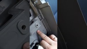 Снятие подлокотника,установка подсветки для ног SUBARU FORESTER SG5. P.S.: