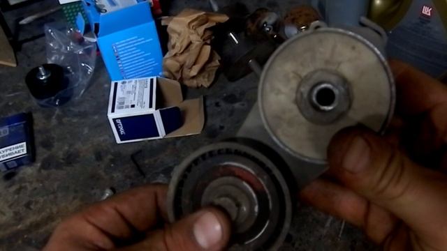 Замена роликов ремня генератора FIAT ALBEA смотреть онлайн