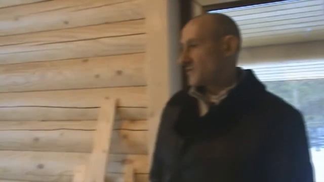 Оцилиндрованное бревно. Дом из оцилиндрованного бревна изнутри.