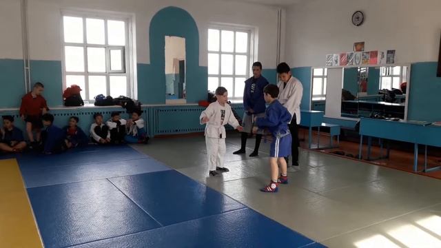 Тренировочные схватки. Наум и Арсений смотреть онлайн