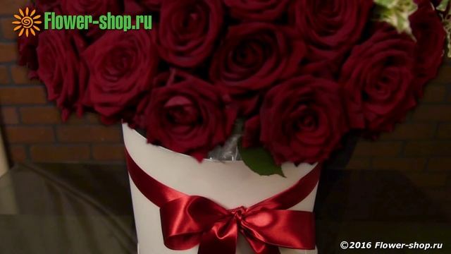 Цветы в шляпных коробках
