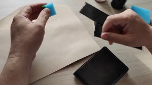 Покраска кожи растительного дубления. Кошелек из растишки.