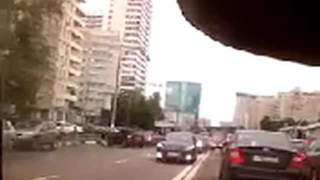 Хам из Калуги получает от Москвы по заслуге смотреть онлайн