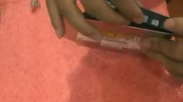 MSI VR601 MS-163C: Видео по замене DVD привода смотреть онлайн