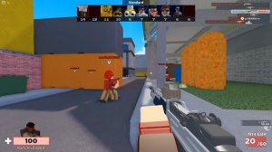 PLAYING WITH AN ARSENAL MODERATOR | ROBLOX