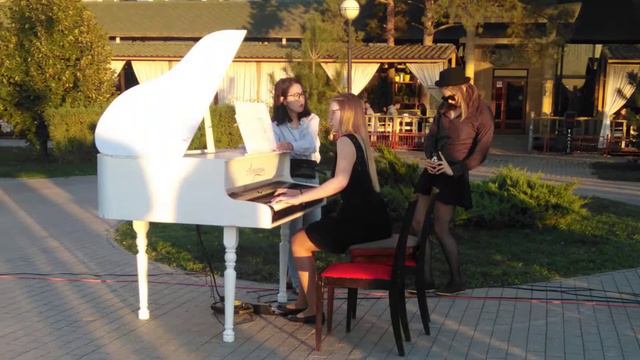 Игра на скрипки. смотреть онлайн