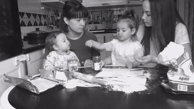 РЕЦЕПТ Круасаны с шоколадной пастой смотреть онлайн