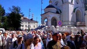 Из Воронежа в Задонск отправился ежегодный Крестный ход