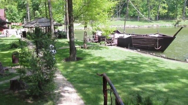 Прогулка в ресторанчик на озере смотреть онлайн