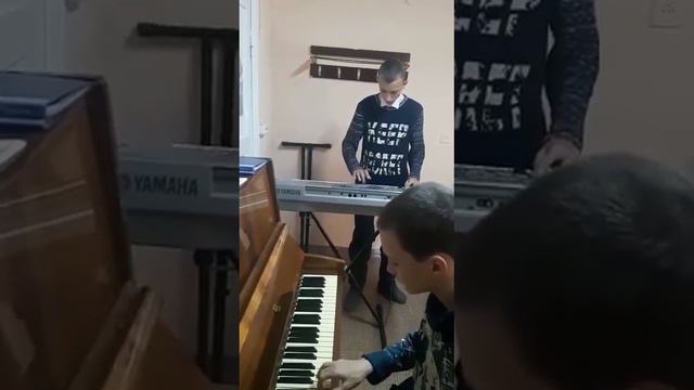 Ансамбль - Рогозин Алексей и Масловский Кирилл. В.Цой " Кукушка"