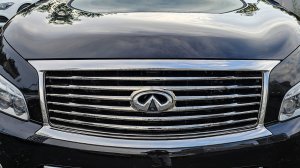 Проверка лакокрасочного покрытия Infiniti QX56