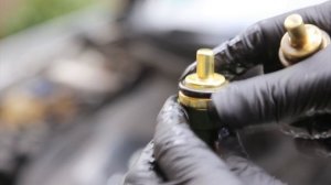 VW Golf/Bora Replacing Engine Coolant Temperature Sensor