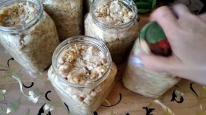Паштет из сала и овощей. Если приготовите не пожалеете. Очень вкусно.