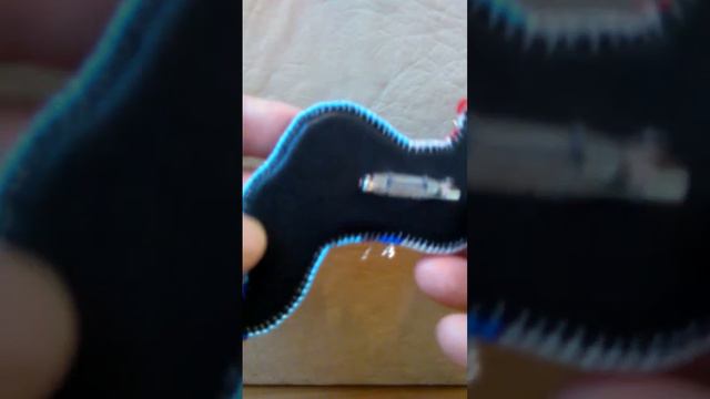 брошь Петушок - символ начавшегося года смотреть онлайн