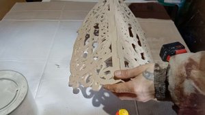 Угловая полочка под иконы. Сделай сам. Выпиливание из фанеры на лобзиковом станке.