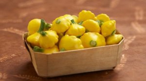 Патиссоны, маринованные с перцем