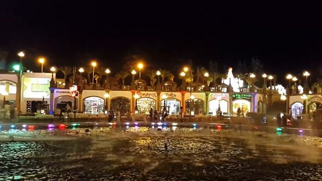 Музыкальный фонтан в парке Hollywood. Шарм. смотреть онлайн