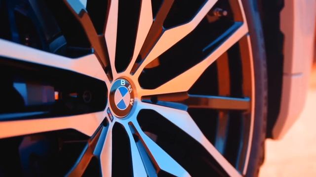 NEW BMW X5 G65 [2025-2026] смотреть онлайн