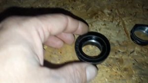 Замена резьбовой рулевой колонки. Какую лучше установить. Устранение щелчков.